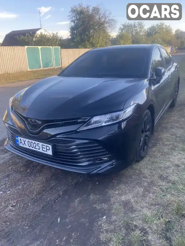 Седан Toyota Camry 2020 2.49 л. Автомат обл. Харьковская, Чугуев - Фото 1/11