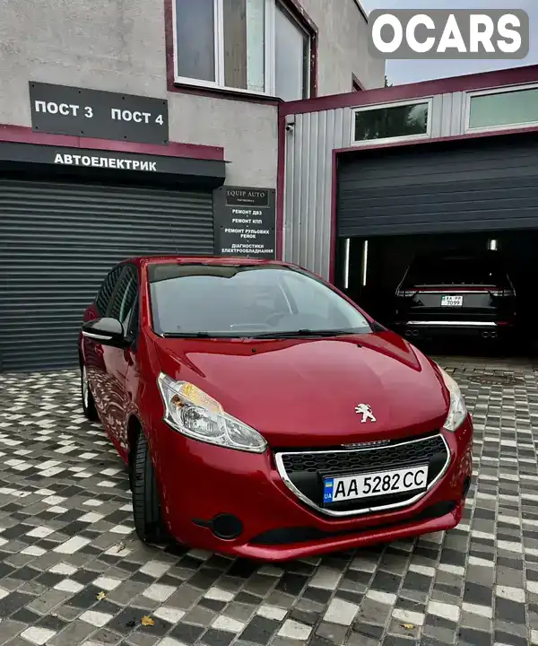 Хетчбек Peugeot 208 2014 1.56 л. Ручна / Механіка обл. Київська, Київ - Фото 1/21