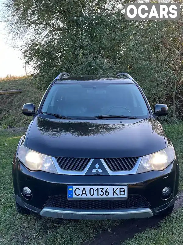 Позашляховик / Кросовер Mitsubishi Outlander XL 2007 2.36 л. Варіатор обл. Рівненська, Рівне - Фото 1/16