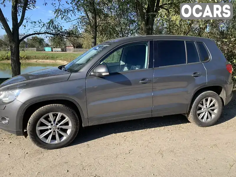 Позашляховик / Кросовер Volkswagen Tiguan 2011 1.97 л. обл. Житомирська, Баранівка - Фото 1/10