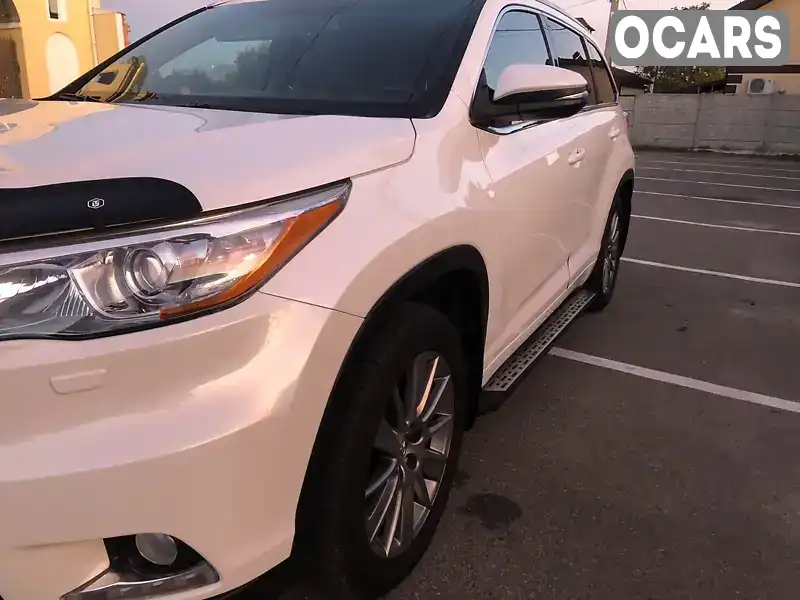 Позашляховик / Кросовер Toyota Highlander 2014 3.46 л. Автомат обл. Харківська, Харків - Фото 1/21