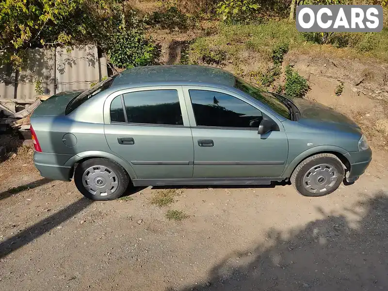 Седан Opel Astra 2005 1.39 л. Ручна / Механіка обл. Тернопільська, Чортків - Фото 1/16