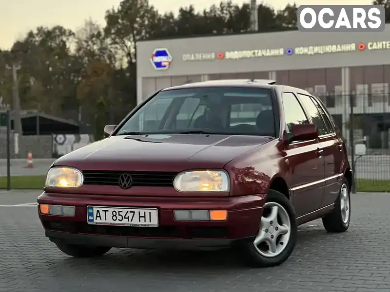 Хетчбек Volkswagen Golf 1997 1.6 л. Ручна / Механіка обл. Чернівецька, Чернівці - Фото 1/21