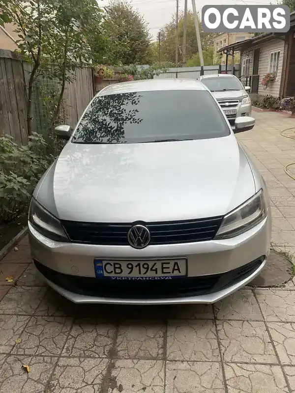 Седан Volkswagen Jetta 2012 2.47 л. Автомат обл. Чернігівська, Сновськ (Щорс) - Фото 1/3