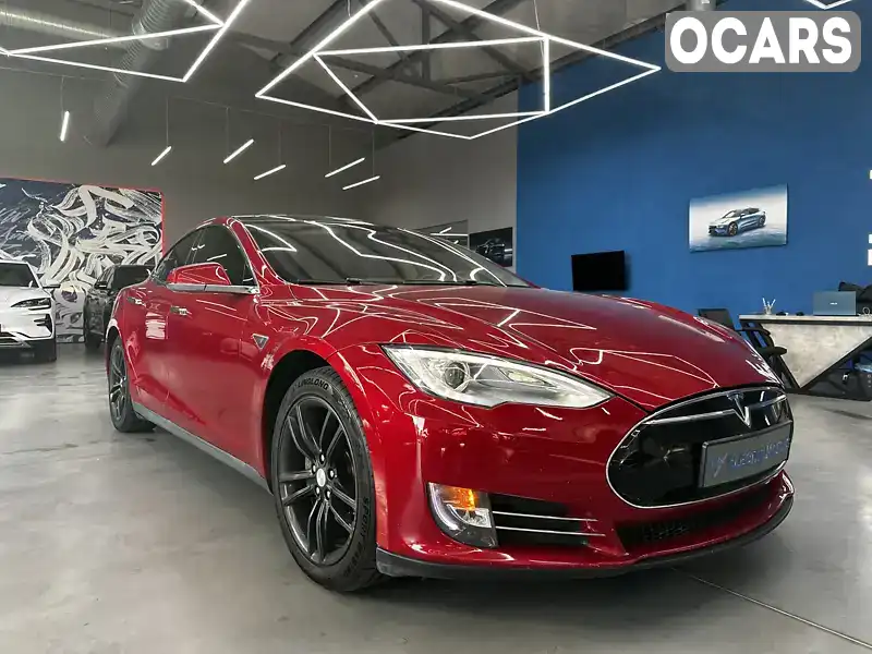 Ліфтбек Tesla Model S 2014 null_content л. Автомат обл. Вінницька, location.city.yakushyntsi - Фото 1/14