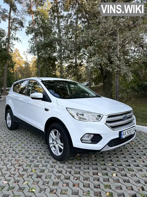 Позашляховик / Кросовер Ford Kuga 2017 1.5 л. Ручна / Механіка обл. Харківська, Харків - Фото 1/21