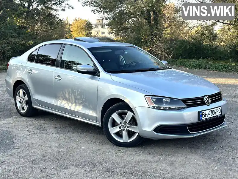 Седан Volkswagen Jetta 2012 1.97 л. Ручна / Механіка обл. Одеська, Білгород-Дністровський - Фото 1/21