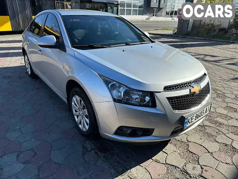 Седан Chevrolet Cruze 2011 1.6 л. Ручна / Механіка обл. Донецька, Покровськ (Красноармійськ) - Фото 1/9