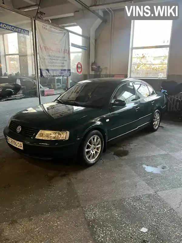 Седан Volkswagen Passat 1997 1.6 л. Ручна / Механіка обл. Львівська, Львів - Фото 1/9