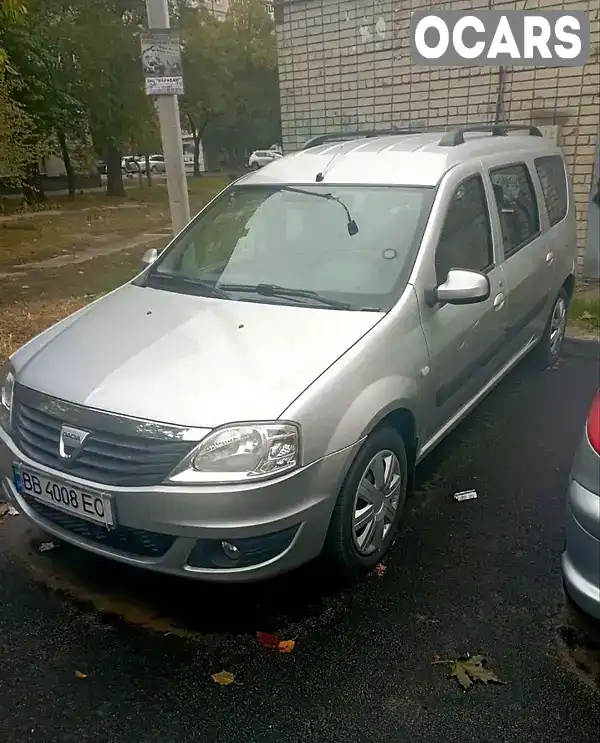 Седан Dacia Logan 2010 1.6 л. Ручная / Механика обл. Днепропетровская, Днепр (Днепропетровск) - Фото 1/12