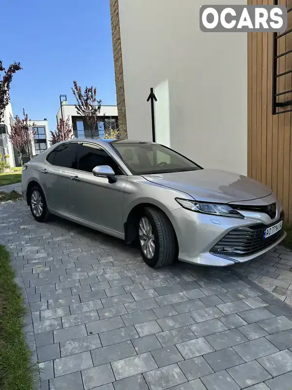 Седан Toyota Camry 2019 2.49 л. Автомат обл. Закарпатська, Ужгород - Фото 1/21