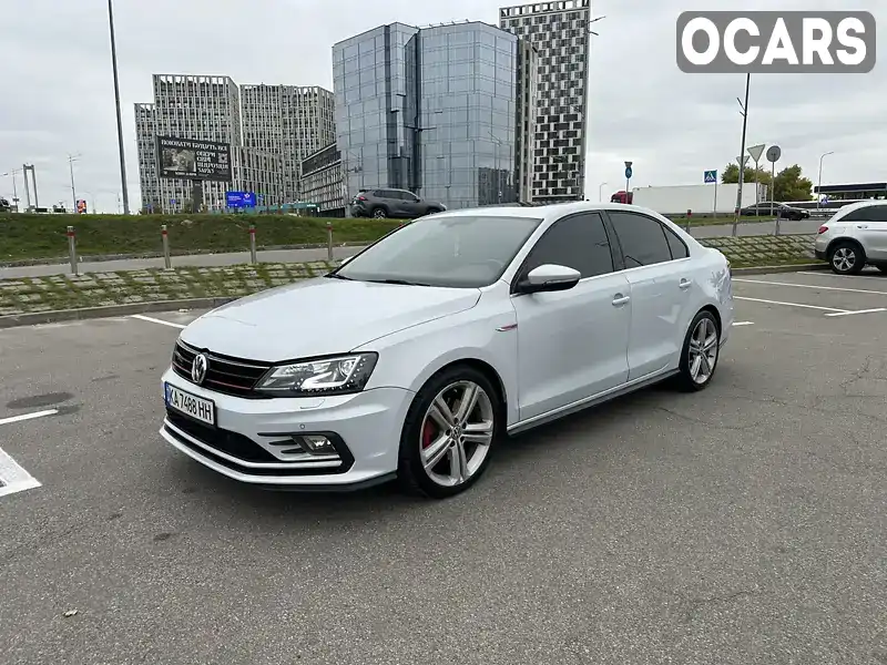 Седан Volkswagen Jetta 2017 2 л. Робот обл. Київська, Київ - Фото 1/15