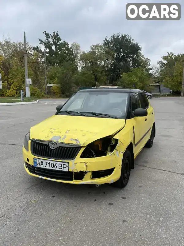 Хетчбек Skoda Fabia 2010 1.2 л. Ручна / Механіка обл. Запорізька, Запоріжжя - Фото 1/13