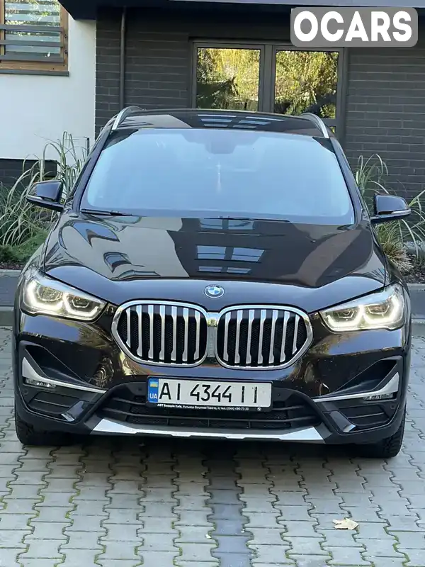 Позашляховик / Кросовер BMW X1 2019 2 л. Автомат обл. Київська, Київ - Фото 1/21