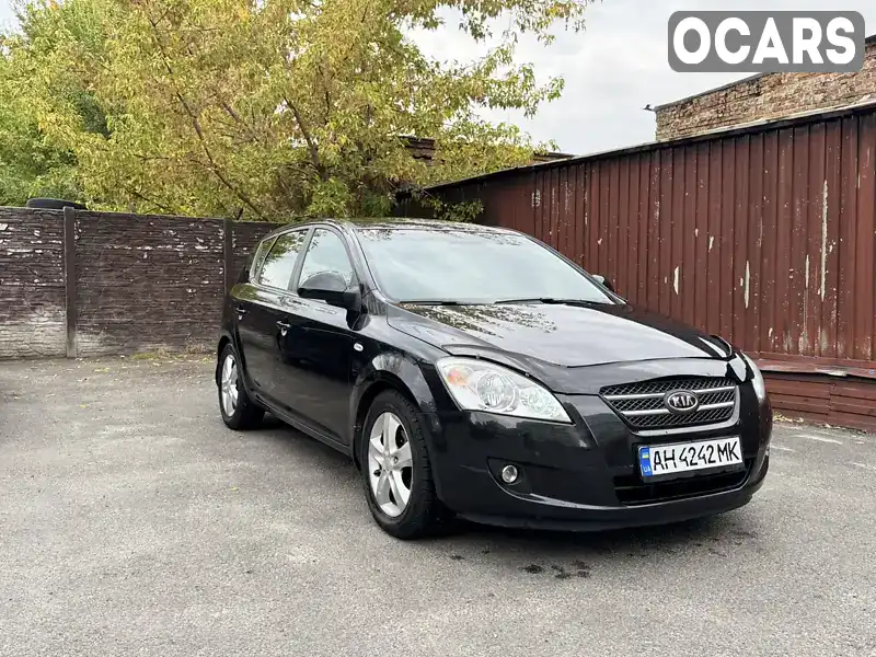 Хетчбек Kia Ceed 2007 1.98 л. Автомат обл. Дніпропетровська, Дніпро (Дніпропетровськ) - Фото 1/12