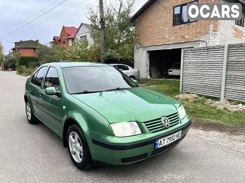 Седан Volkswagen Bora 2002 1.6 л. Ручна / Механіка обл. Київська, Київ - Фото 1/21