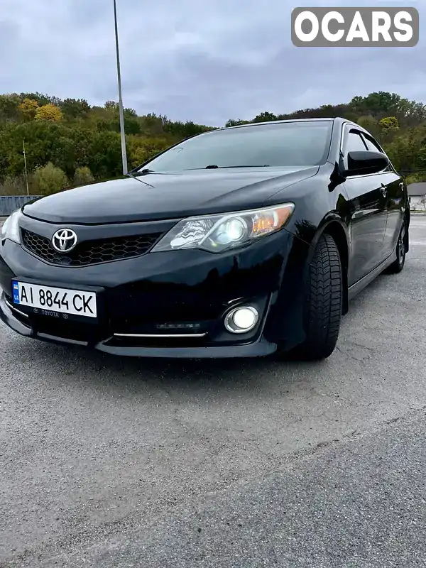 Седан Toyota Camry 2013 2.49 л. Автомат обл. Київська, Обухів - Фото 1/20