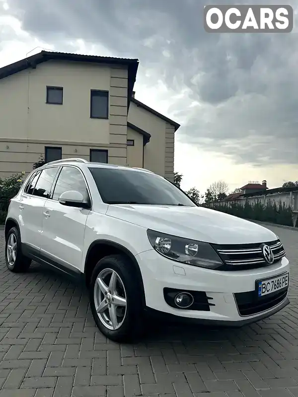 Внедорожник / Кроссовер Volkswagen Tiguan 2011 1.97 л. Автомат обл. Львовская, Золочев - Фото 1/18