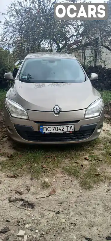 Хетчбек Renault Megane 2011 1.6 л. Ручна / Механіка обл. Львівська, Борислав - Фото 1/13