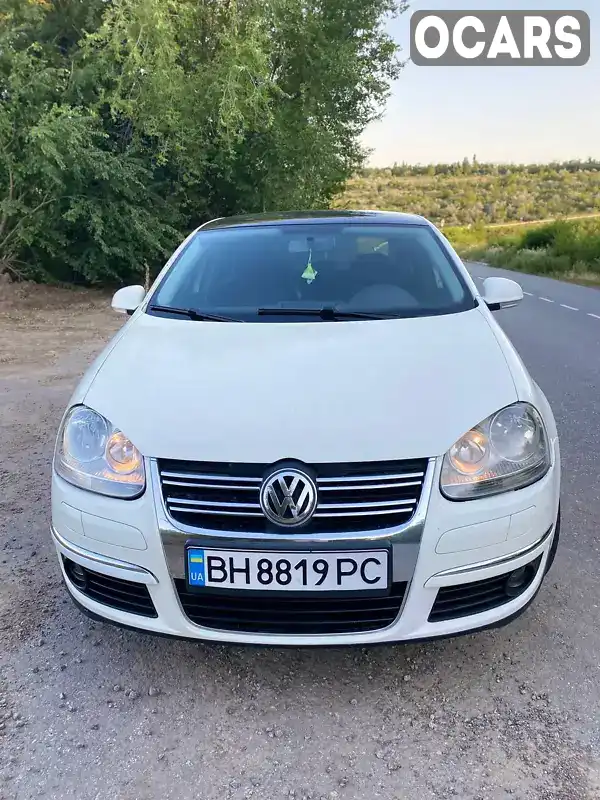 Седан Volkswagen Jetta 2008 1.9 л. Робот обл. Одеська, Одеса - Фото 1/13