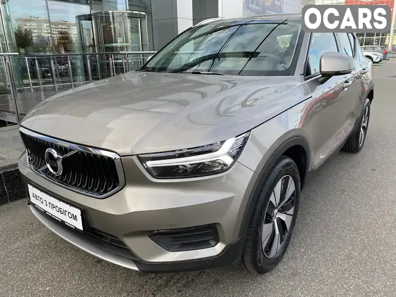 Позашляховик / Кросовер Volvo XC40 2021 1.97 л. Автомат обл. Київська, Київ - Фото 1/21