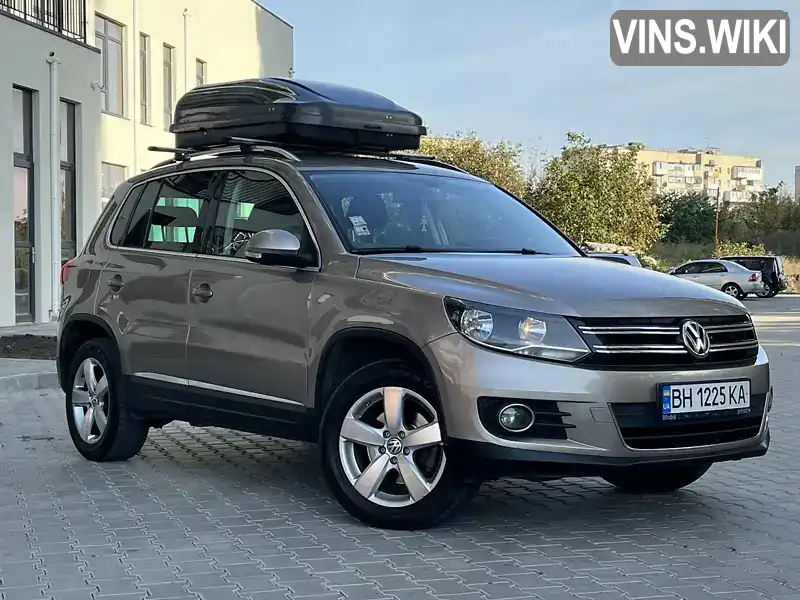 Внедорожник / Кроссовер Volkswagen Tiguan 2012 1.97 л. Типтроник обл. Одесская, Одесса - Фото 1/15