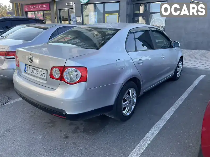 Седан Volkswagen Jetta 2007 1.6 л. Автомат обл. Киевская, Ирпень - Фото 1/17