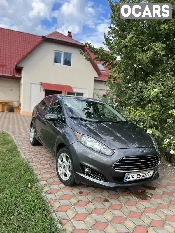 Седан Ford Fiesta 2015 1.6 л. Автомат обл. Киевская, Белая Церковь - Фото 1/9