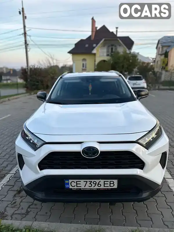 Позашляховик / Кросовер Toyota RAV4 2019 2.49 л. Варіатор обл. Чернівецька, Чернівці - Фото 1/19