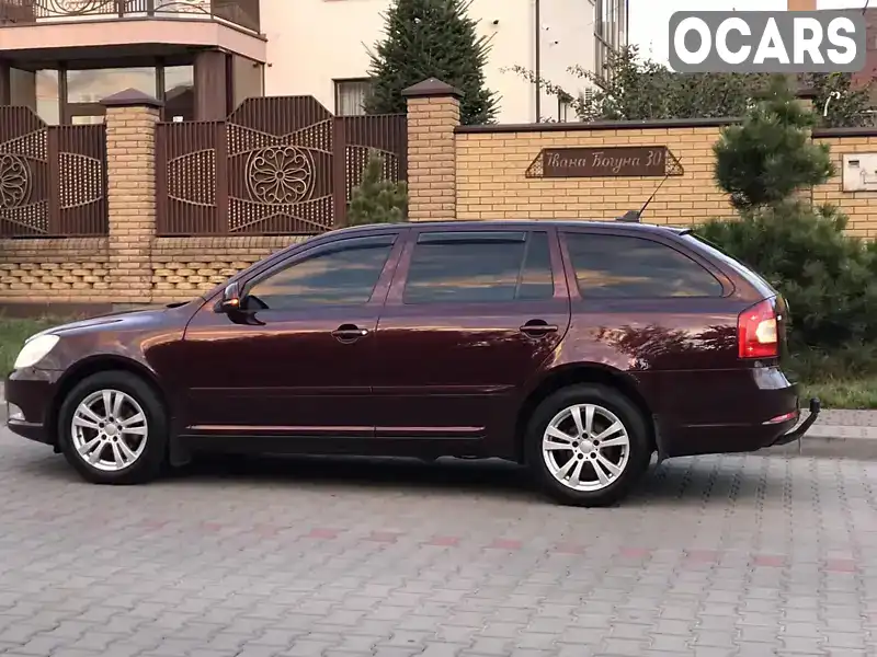 Універсал Skoda Octavia 2010 1.6 л. Автомат обл. Рівненська, Вараш (Кузнецовськ) - Фото 1/21