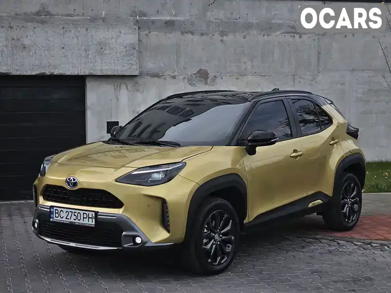 Позашляховик / Кросовер Toyota Yaris Cross 2023 1.49 л. Варіатор обл. Львівська, Львів - Фото 1/21