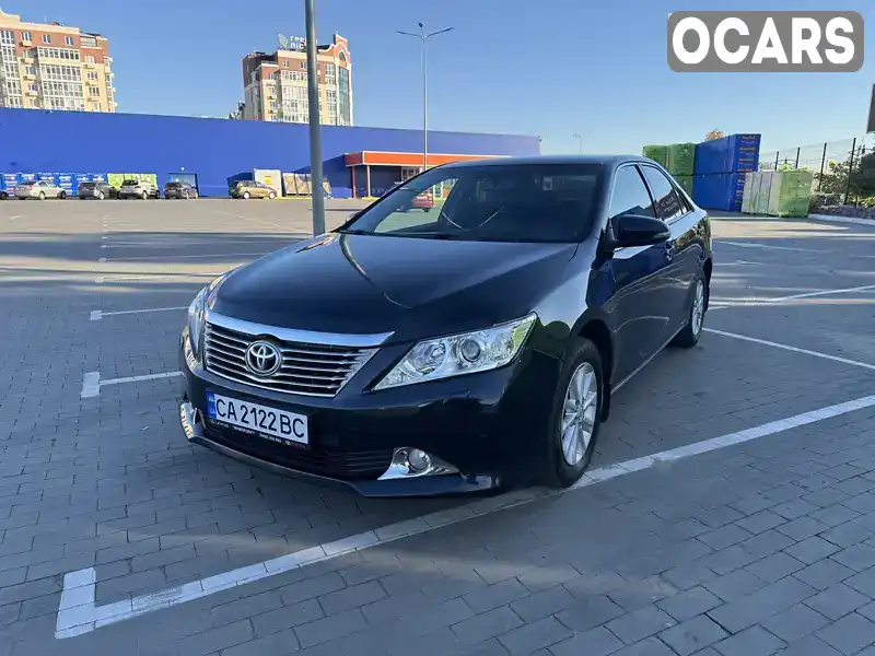 Седан Toyota Camry 2013 2.5 л. Автомат обл. Черкаська, Умань - Фото 1/21