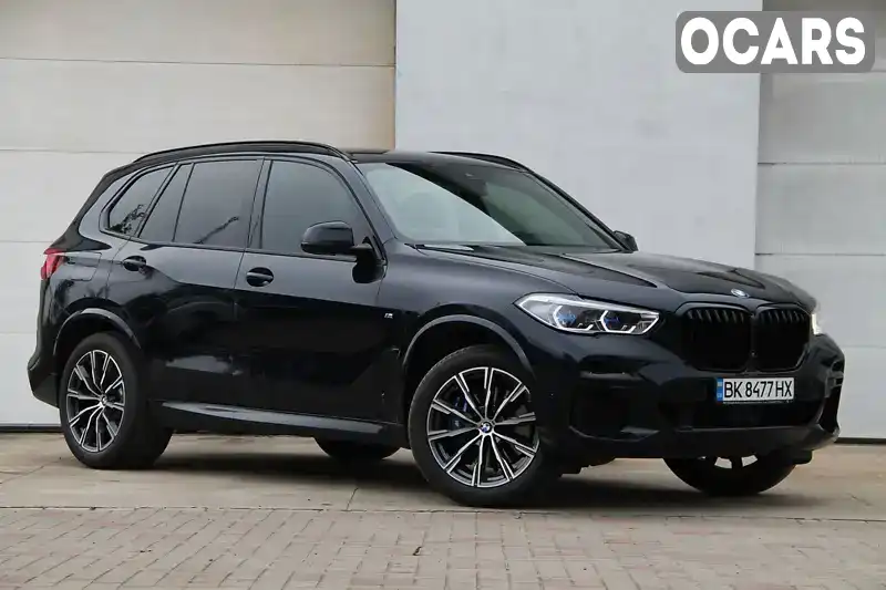 Позашляховик / Кросовер BMW X5 2021 3 л. Автомат обл. Рівненська, Сарни - Фото 1/21