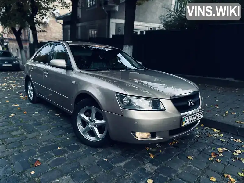 Седан Hyundai Sonata 2006 2.4 л. обл. Чернівецька, Чернівці - Фото 1/21