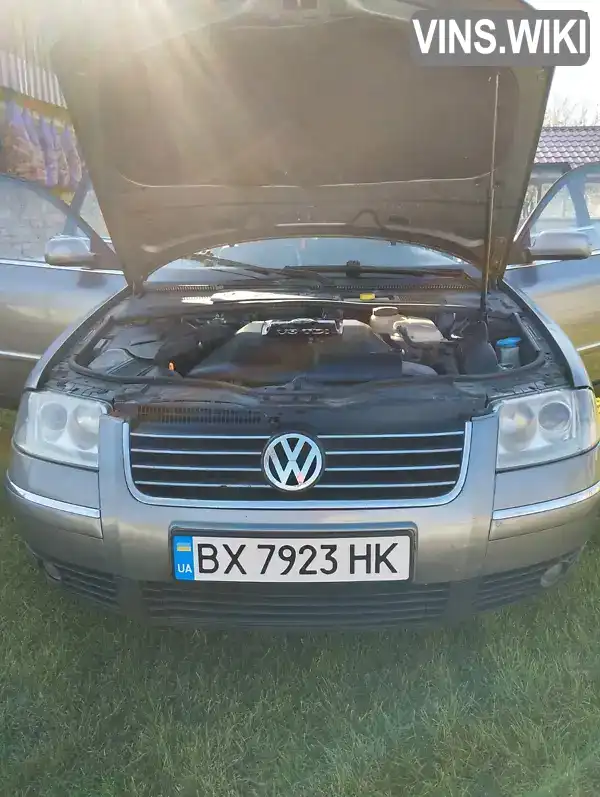 Універсал Volkswagen Passat 2003 2.5 л. Ручна / Механіка обл. Хмельницька, Хмельницький - Фото 1/12