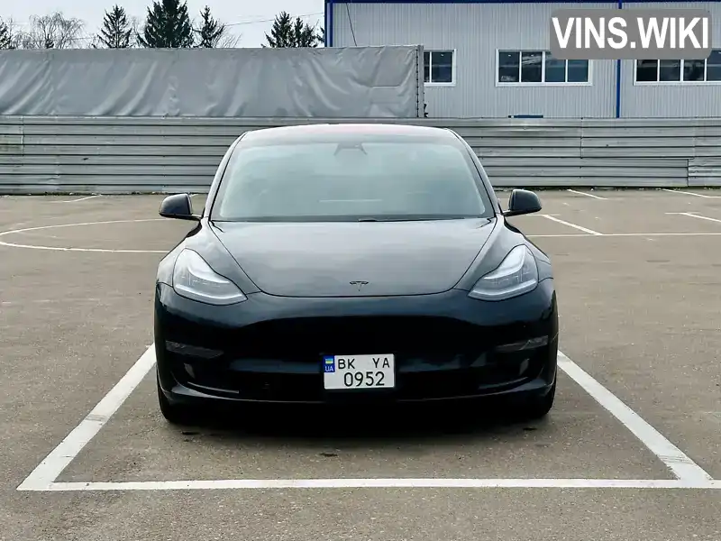 Седан Tesla Model 3 2019 null_content л. Автомат обл. Ровенская, Ровно - Фото 1/21