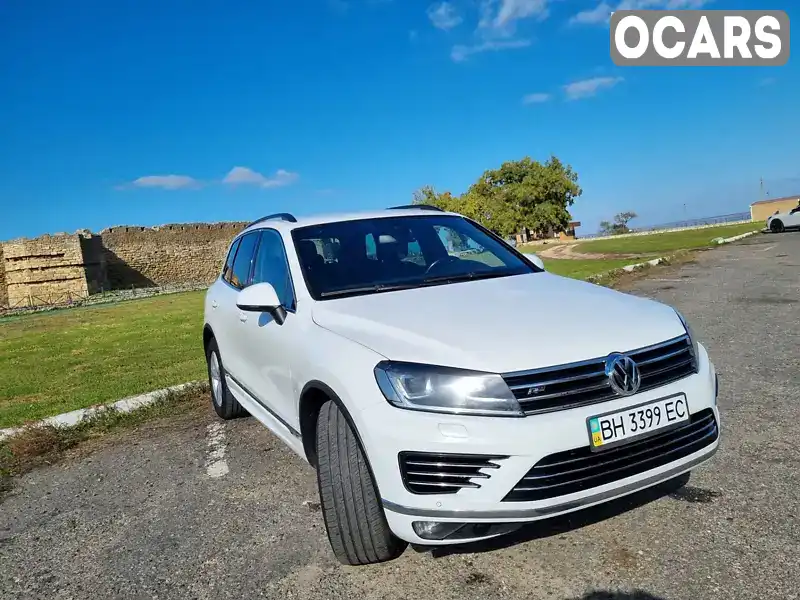 Позашляховик / Кросовер Volkswagen Touareg 2015 2.97 л. Автомат обл. Одеська, Білгород-Дністровський - Фото 1/21