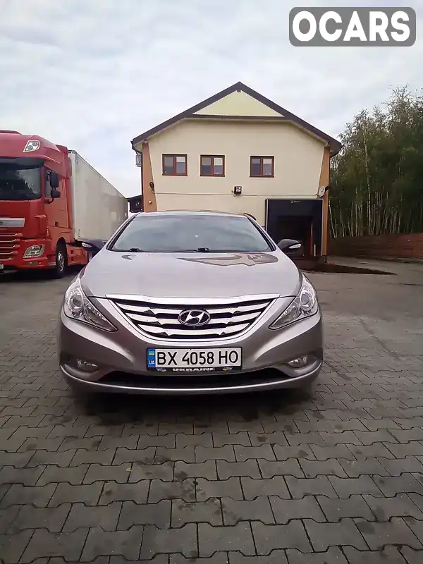 KMHEC41CBCA323732 Hyundai Sonata 2011 Седан 2.36 л. Фото 2