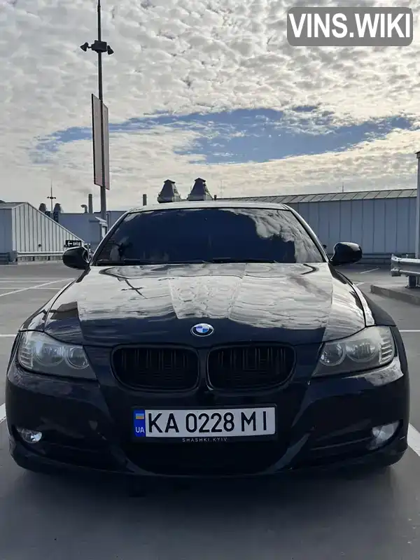 Седан BMW 3 Series 2010 3 л. Автомат обл. Київська, Київ - Фото 1/21