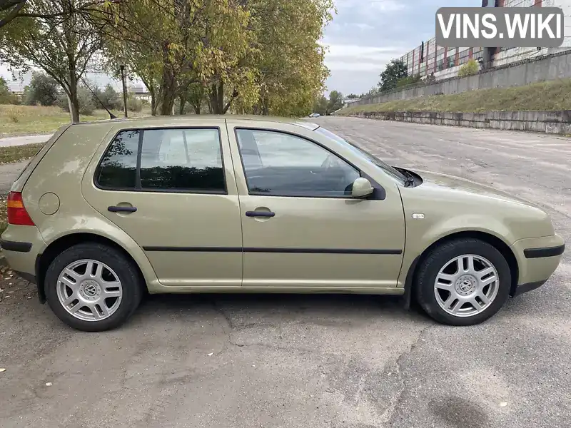 Хетчбек Volkswagen Golf 2002 1.59 л. Ручна / Механіка обл. Запорізька, Запоріжжя - Фото 1/8