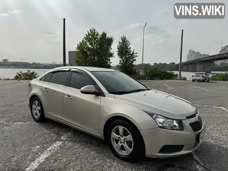 Седан Chevrolet Cruze 2014 1.36 л. Автомат обл. Київська, Київ - Фото 1/14