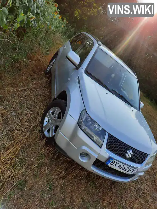 Позашляховик / Кросовер Suzuki Grand Vitara 2005 2 л. Автомат обл. Хмельницька, Славута - Фото 1/8