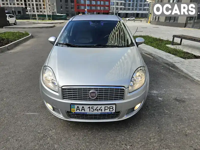 Седан Fiat Linea 2011 1.6 л. Автомат обл. Київська, Київ - Фото 1/21