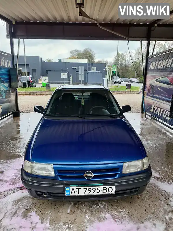 Седан Opel Astra 1993 1.39 л. Ручна / Механіка обл. Івано-Франківська, Івано-Франківськ - Фото 1/13