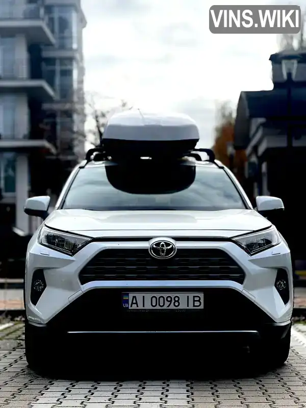 Позашляховик / Кросовер Toyota RAV4 2019 1.99 л. Автомат обл. Київська, Київ - Фото 1/19