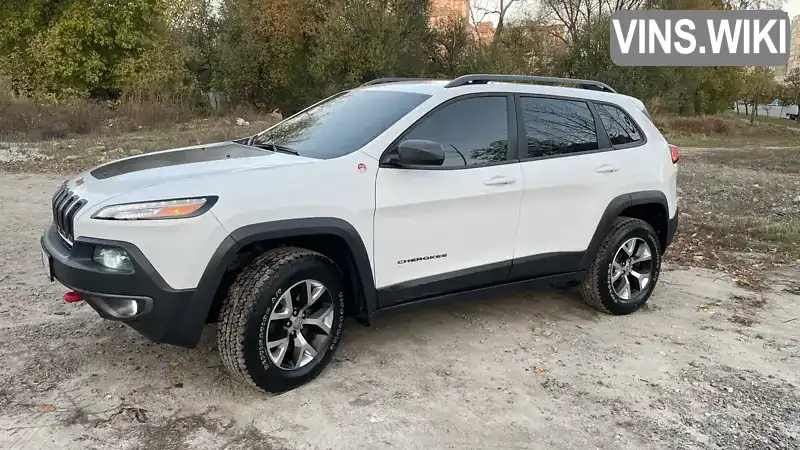 Позашляховик / Кросовер Jeep Cherokee 2015 3.2 л. Автомат обл. Київська, Київ - Фото 1/18