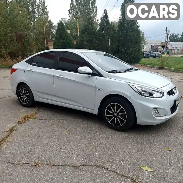 Седан Hyundai Accent 2017 1.37 л. Ручна / Механіка обл. Запорізька, Запоріжжя - Фото 1/21