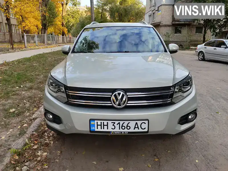 Внедорожник / Кроссовер Volkswagen Tiguan 2012 1.98 л. Автомат обл. Днепропетровская, Днепр (Днепропетровск) - Фото 1/21