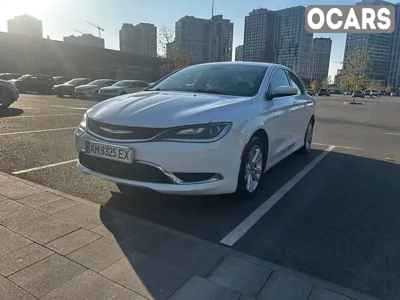 Седан Chrysler 200 2014 2.4 л. Автомат обл. Київська, Київ - Фото 1/21