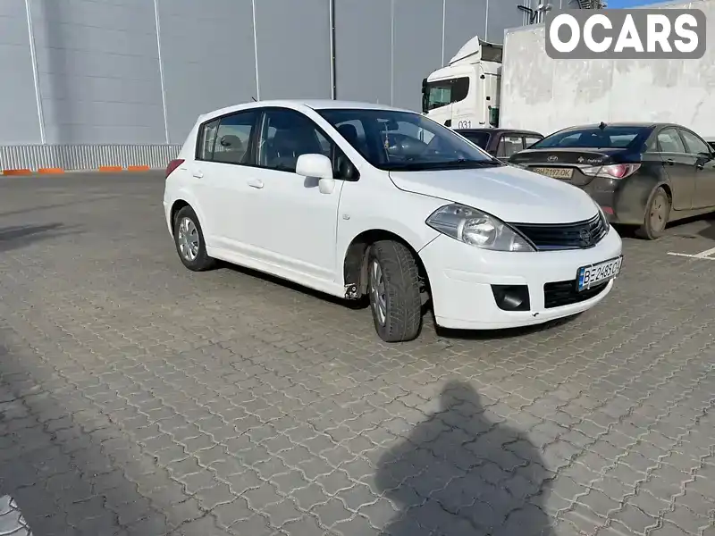 Хетчбек Nissan TIIDA 2011 1.6 л. Ручна / Механіка обл. Одеська, Одеса - Фото 1/21